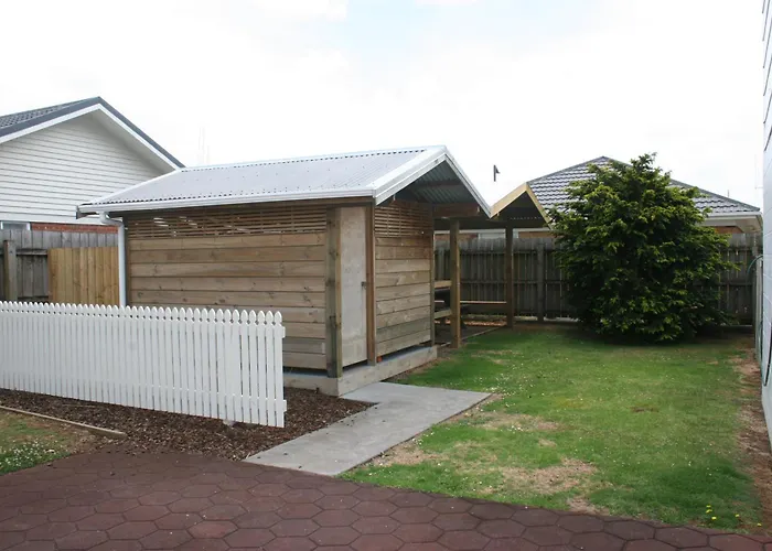 Burgundy Rose Motel Whangarei