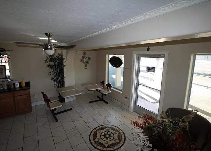 Executive Inn Snyder