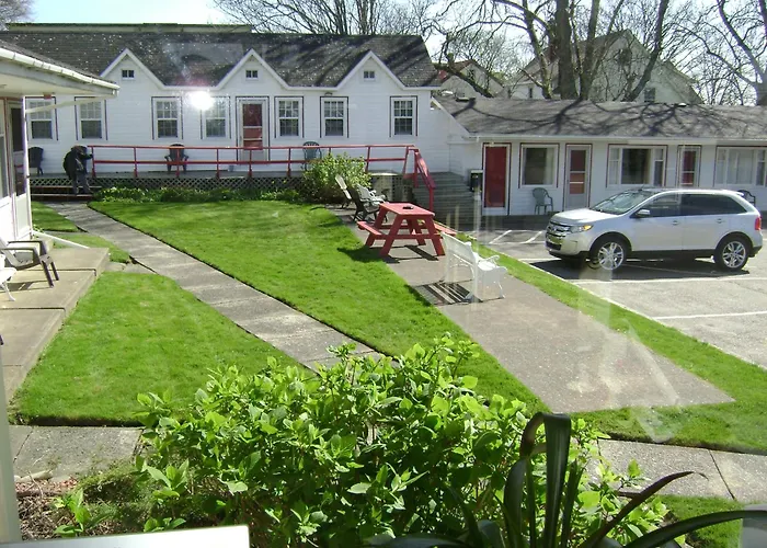 Lakelawn B&B And Motel Yarmouth