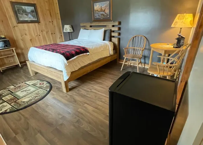 Spillover Motel And Inn Stratton