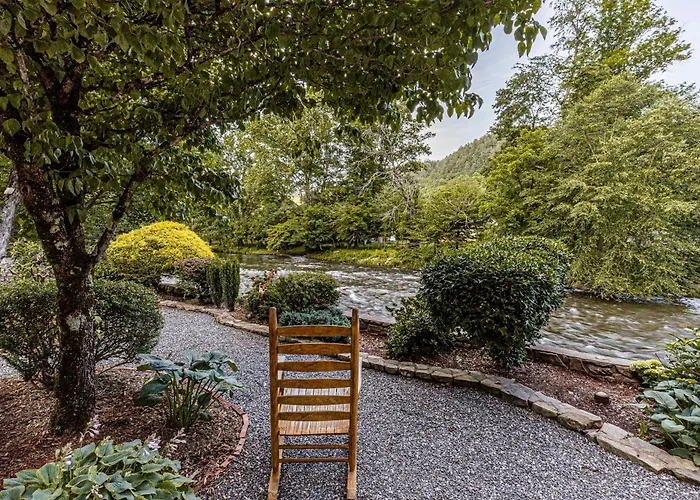 Rivers Edge Motel Cherokee