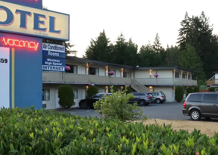 Skylite Motel Parksville