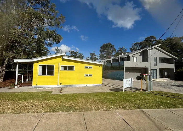 Huskisson Beach Escape