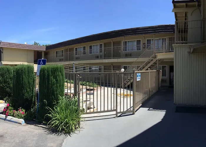 Discovery Inn Modesto
