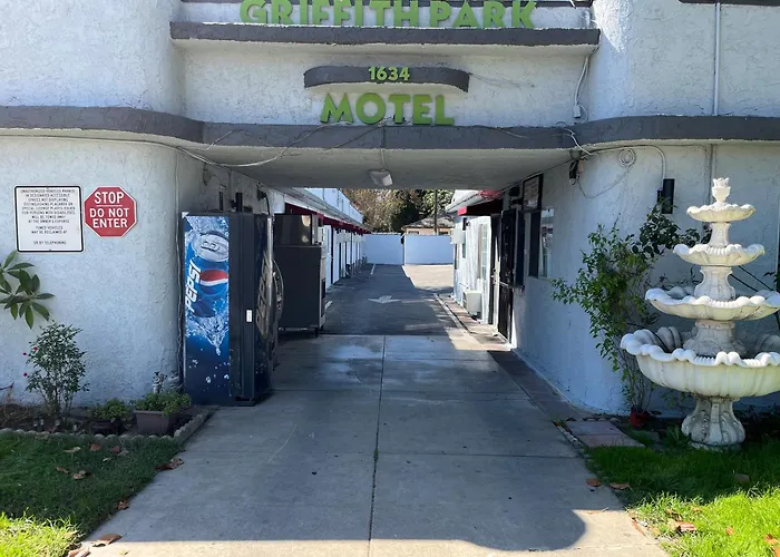 Griffith Park Motel, In Los Angeles Hollywood Area Glendale