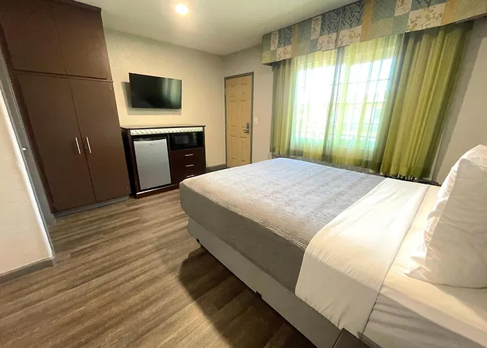 Sequoia Motel Fresno