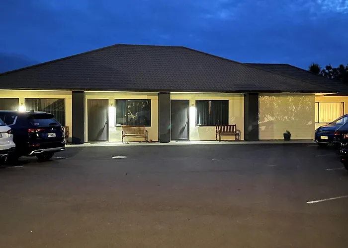 Kauri Court Motel And Apartments Palmerston North