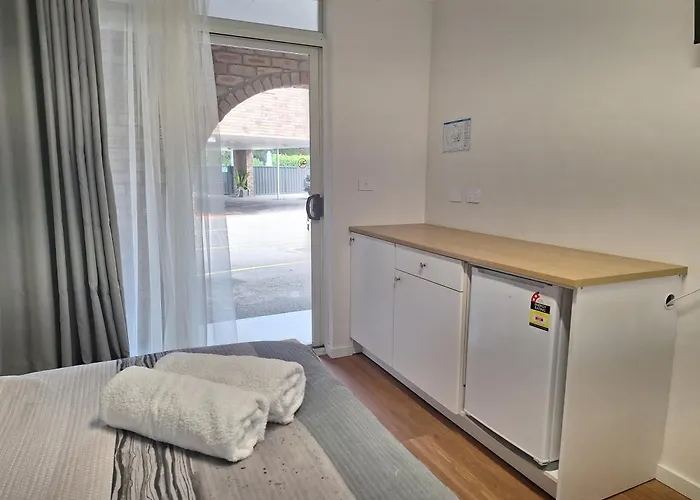 Bay House Motel Bateau Bay