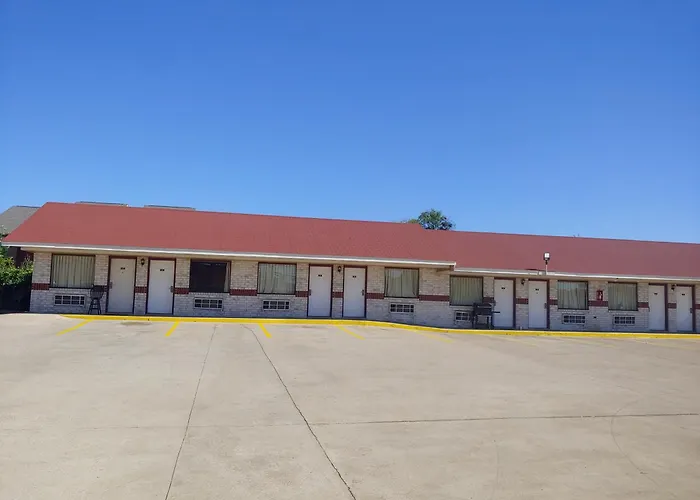 Brooks City Executive Inn San Antonio