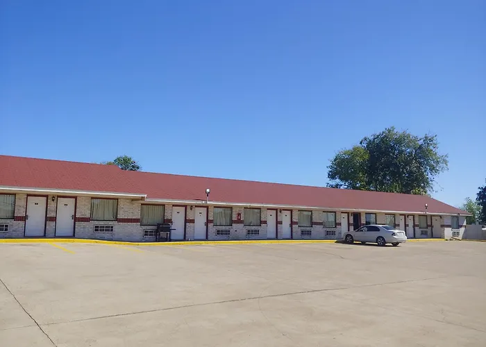 Brooks City Executive Inn San Antonio