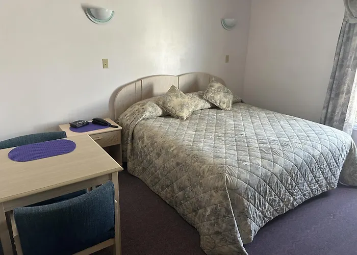 Centennial Motel Sauble Beach