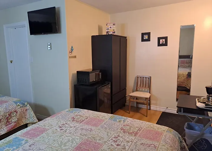 Three Island Motel Bobcaygeon