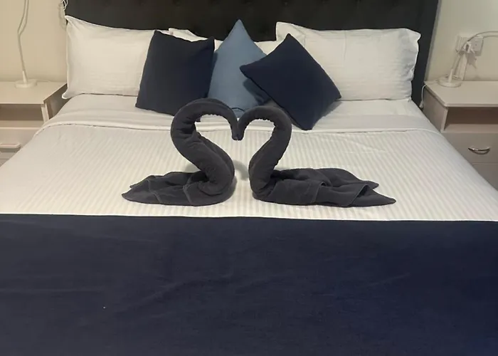 Memphis Motor Inn- Under New Management Parkes