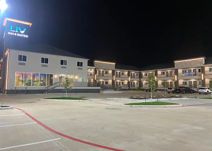 Liv Inn & Suites Houston