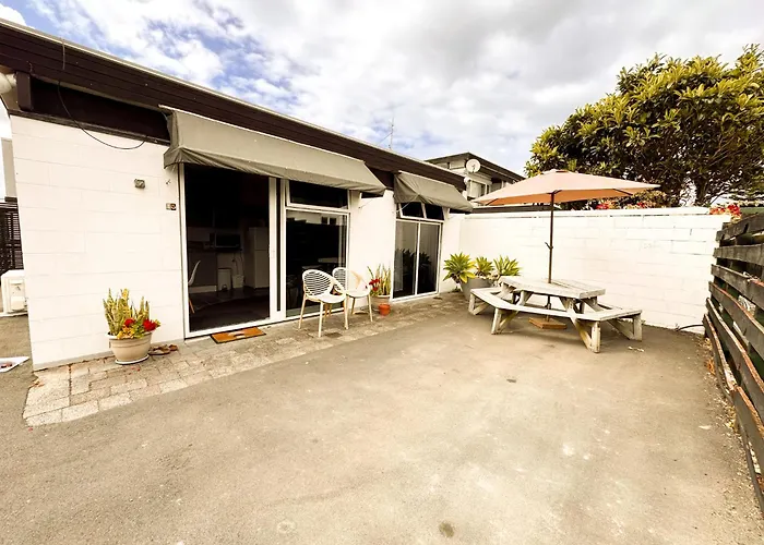 Waikanae Beach Motel Gisborne