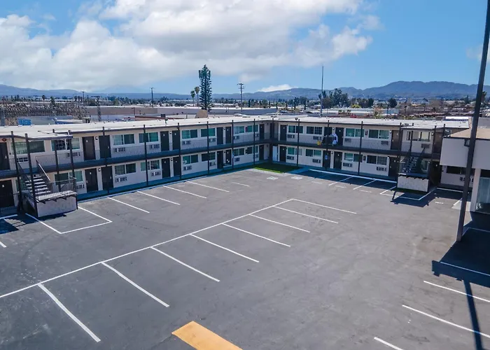 Inland Inn & Suites San Bernardino