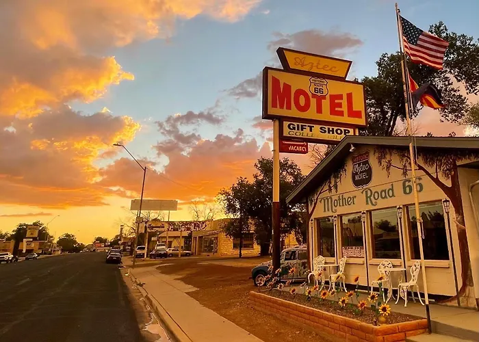 The Aztec Motel & Creative Space Seligman