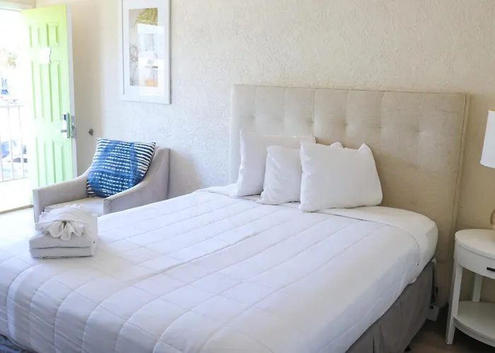 Flamingo Hotel & Tower Panama City Beach