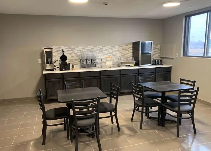 Super 8 By Wyndham Kirksville-University Area