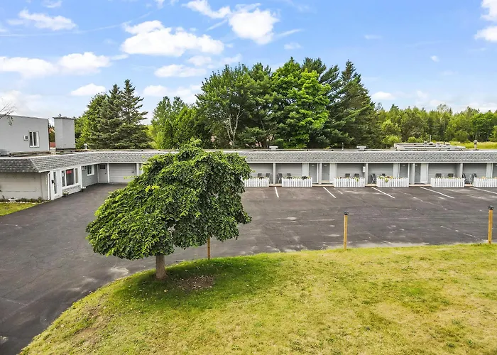 Ambassador Motel Sault Ste. Marie