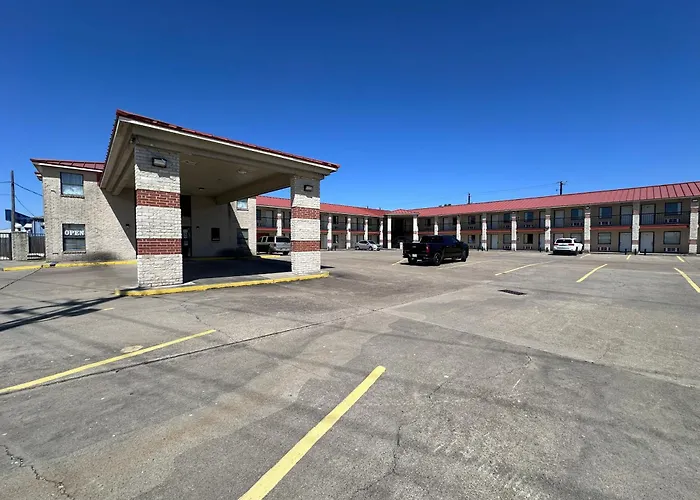 Cameron Inn And Suites Victoria
