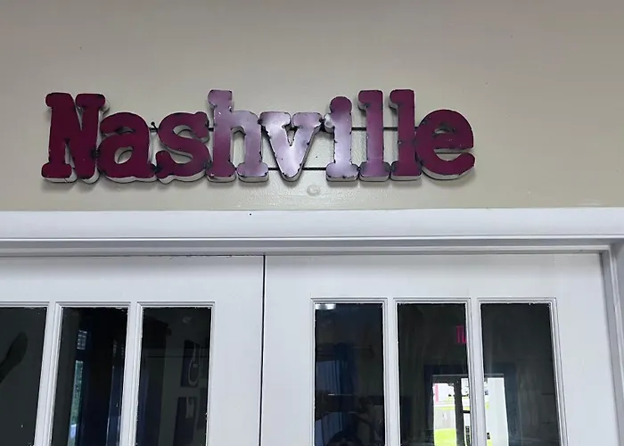 Expressway Inn Airport Downtown Nashville