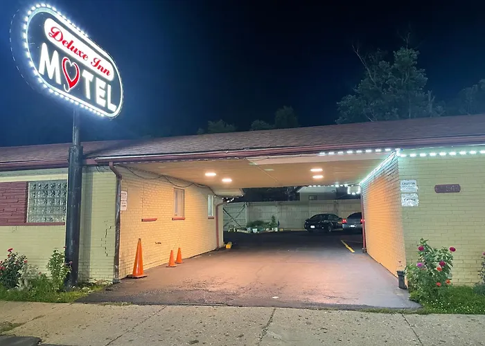 Deluxe Inn Motel Detroit