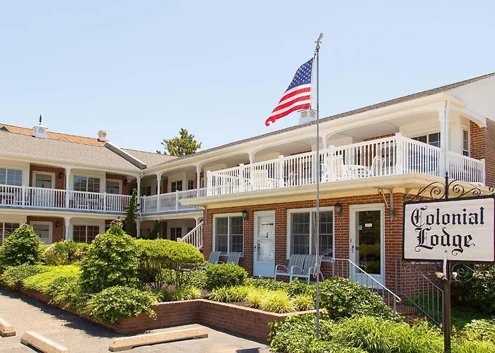 The Colonial Lodge Stone Harbor