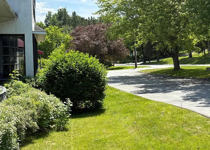 Motel & Hotel La Paysanne Sherbrooke