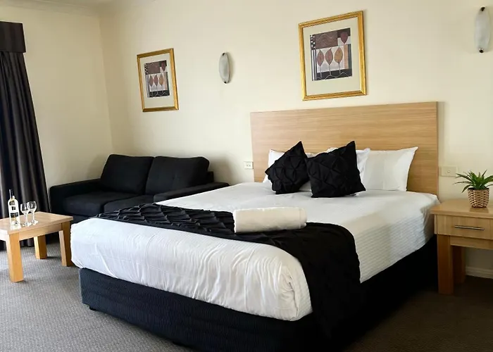 Turners Vineyard Motel Orange