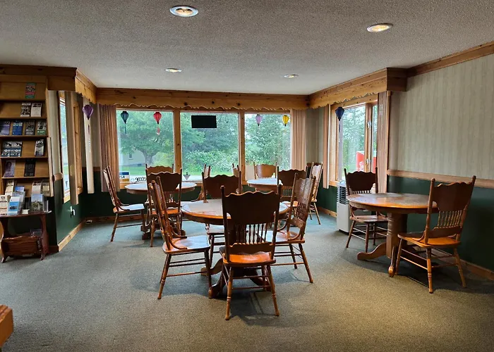 New Age Inn - Voyageur Motel Yarmouth