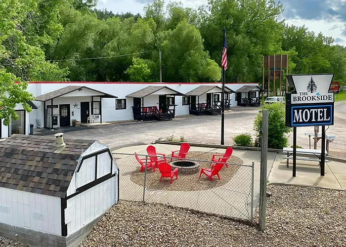 The Brookside Motel Keystone Near Mt Rushmore