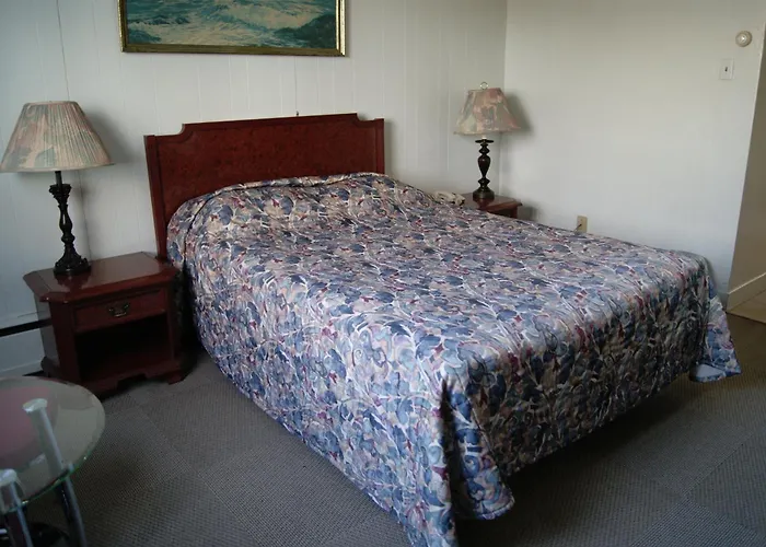 Seasons Inn Halifax