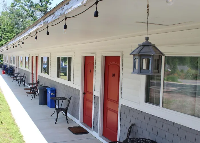 Yankee Trail Motel Holderness