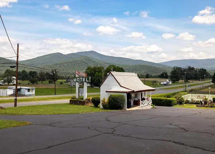 Hillside Hotel Luray