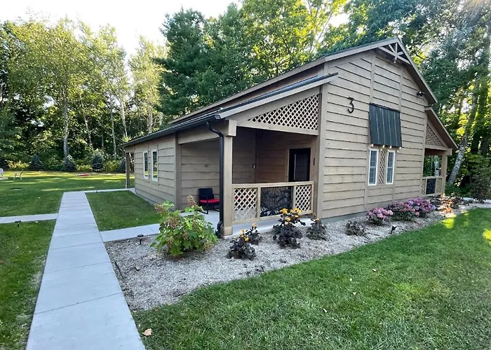 Spirit Lake Retreat Harbor Springs