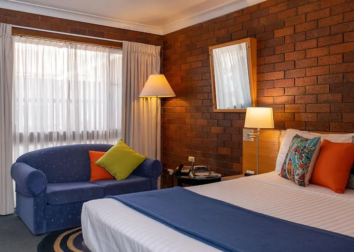 Country Pathfinder Motor Inn Dalby