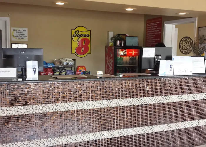 Super 8 By Wyndham College Park/Atlanta Airport West Motel