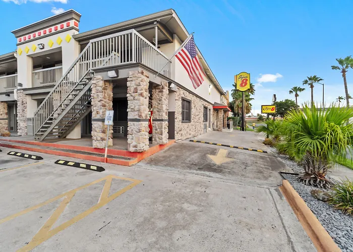 Super 8 By Wyndham Mcallen-Downtown-Airport-La Plaza Mall