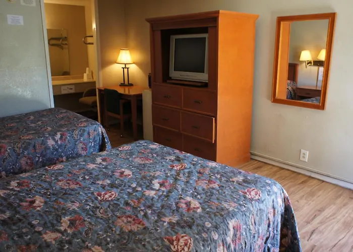 Executive Inn & Suites Orange