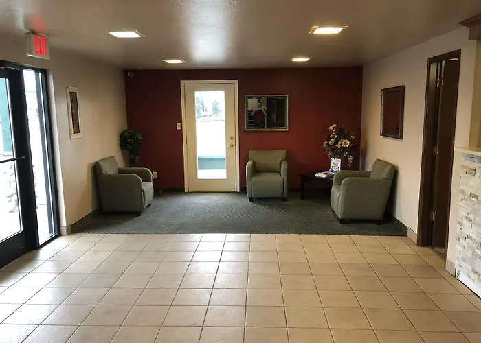 Super 8 By Wyndham Coeur D'Alene Motel