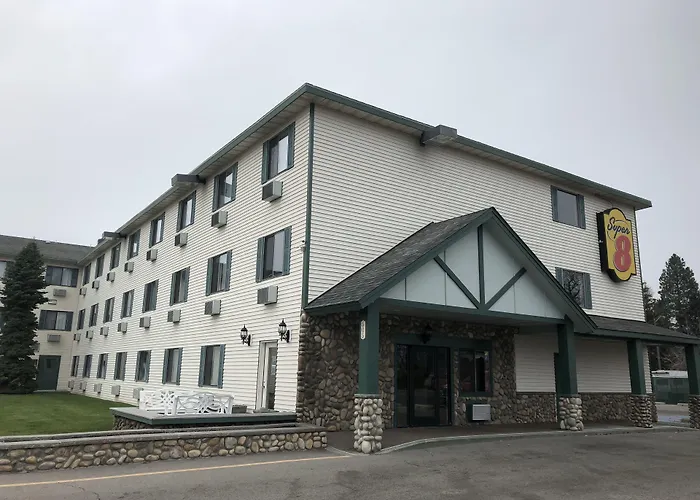 Super 8 By Wyndham Coeur D'Alene Motel