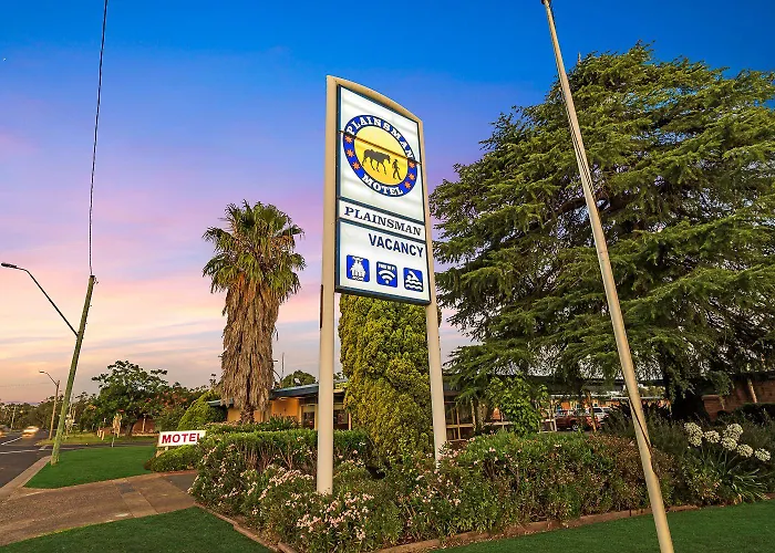Plainsman Motel Forbes