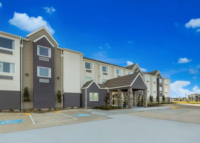 Super Inn Sulphur