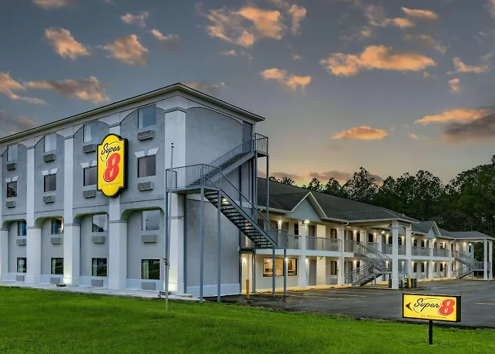 Super 8 By Wyndham Moss Point Motel