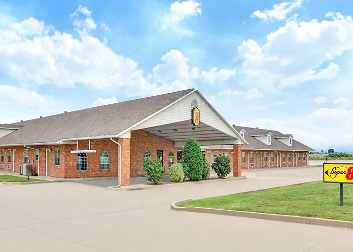 Super 8 By Wyndham Big Cabin/Vinita Area