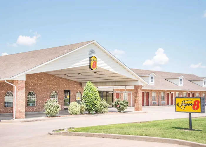Super 8 By Wyndham Big Cabin/Vinita Area