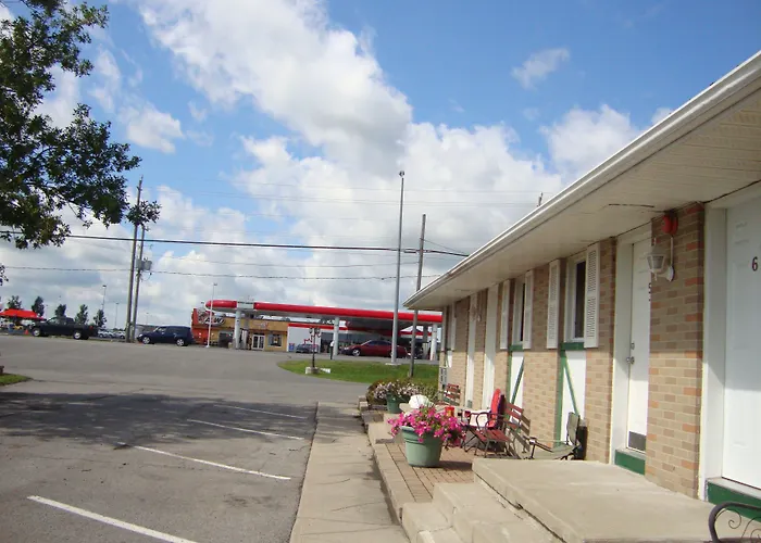 Royal Napanee Inn Greater Napanee