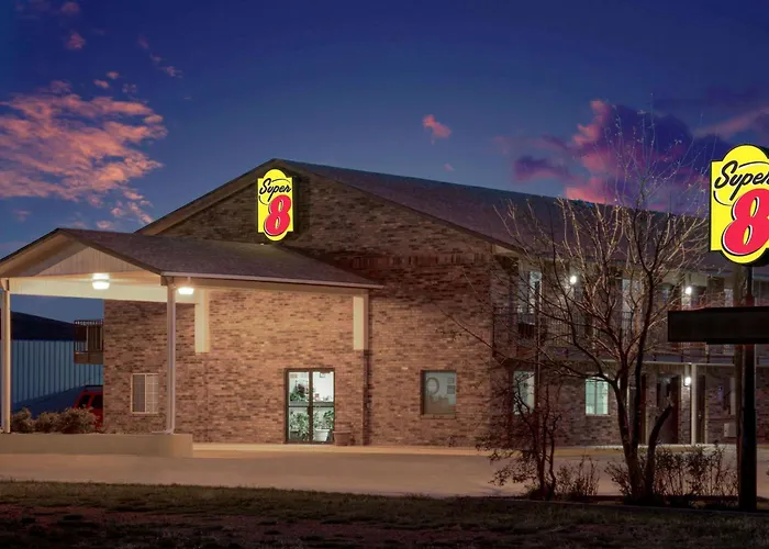 Super 8 By Wyndham Dumas Tx Motel