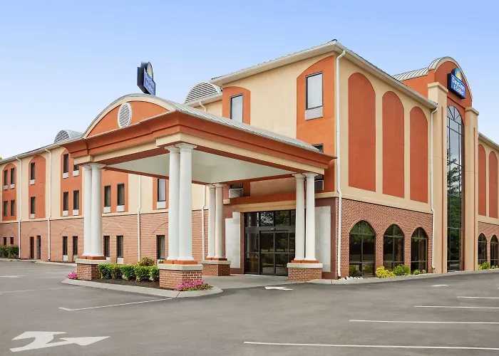 Days Inn & Suites By Wyndham Murfreesboro I-24 East